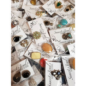 Retro,Costume,Vintage Style Brooches Bundle Of 12 Pieces